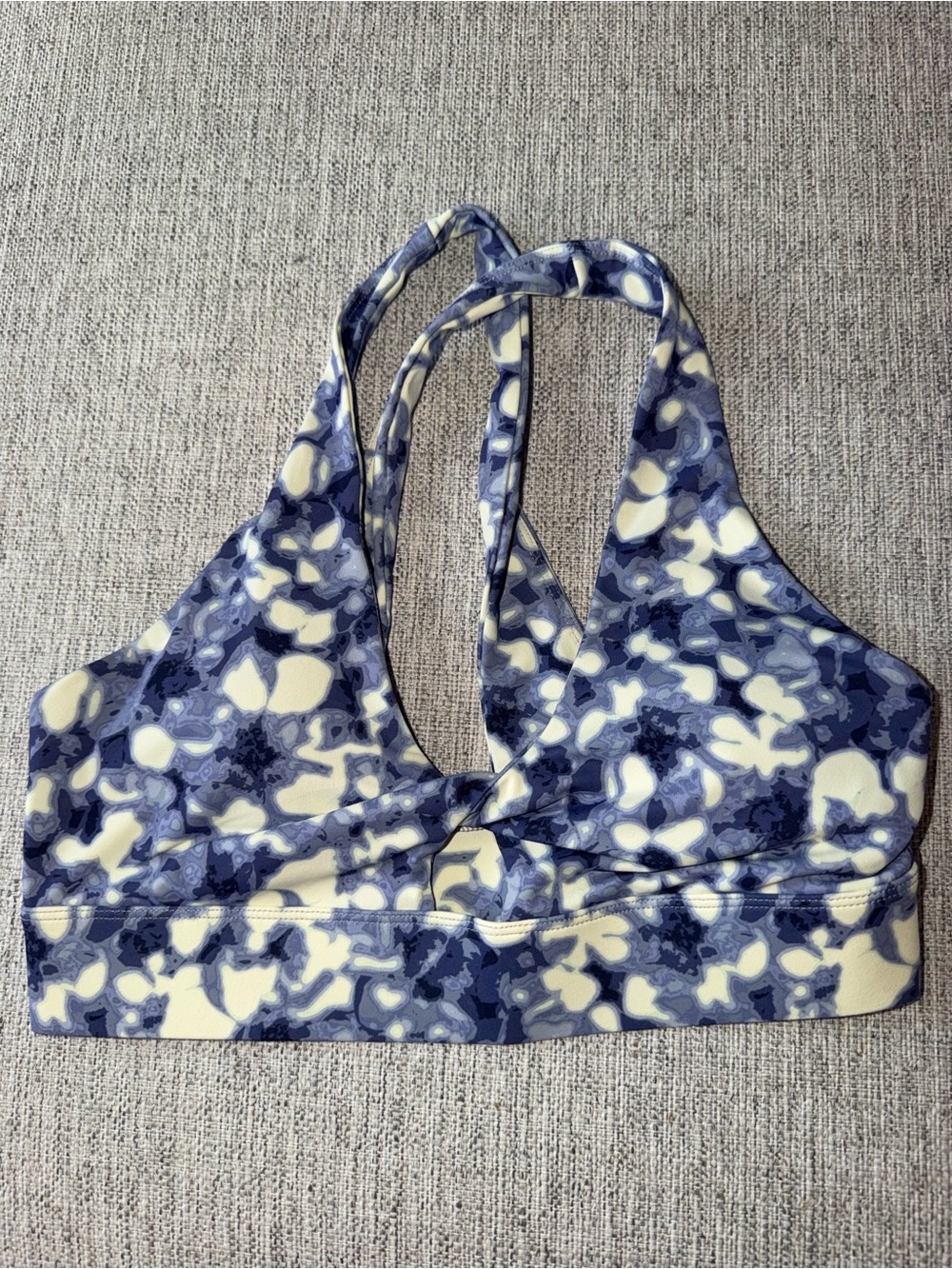 Fabletics Oasis Sports Bra